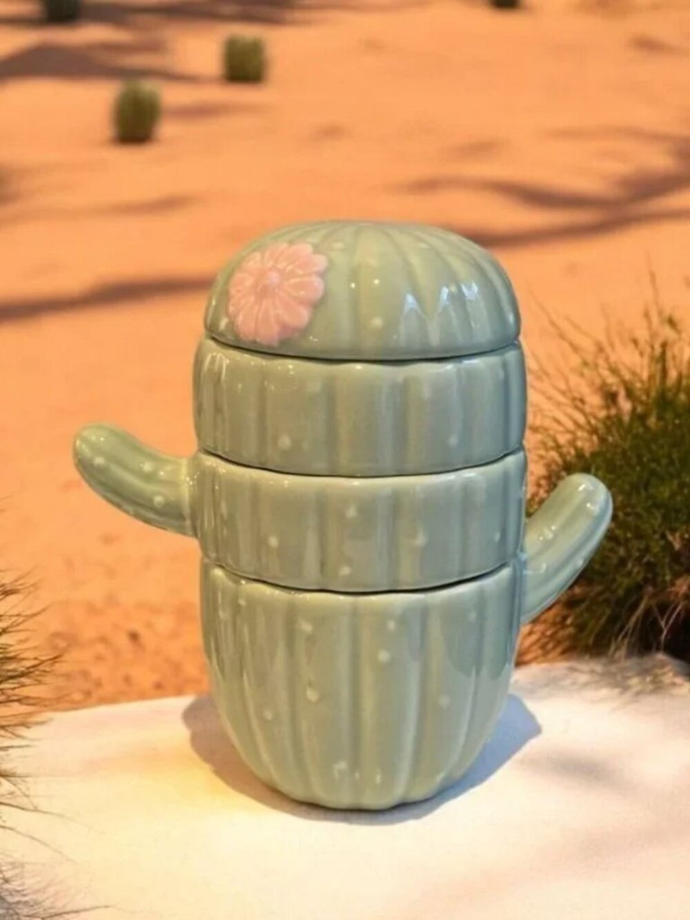 New Cermatic Green & Pink Catus W/ Flower 4 Stackable Kitchen Measuring Cups